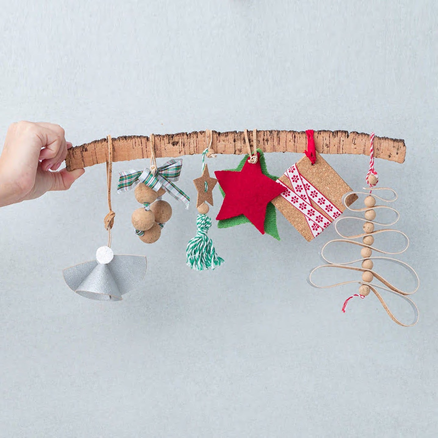 collection of folclore crafts DIY Christmas kits