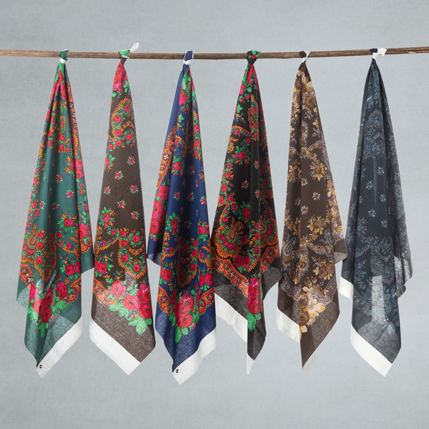 Portuguese folk cotton fabric for shawls